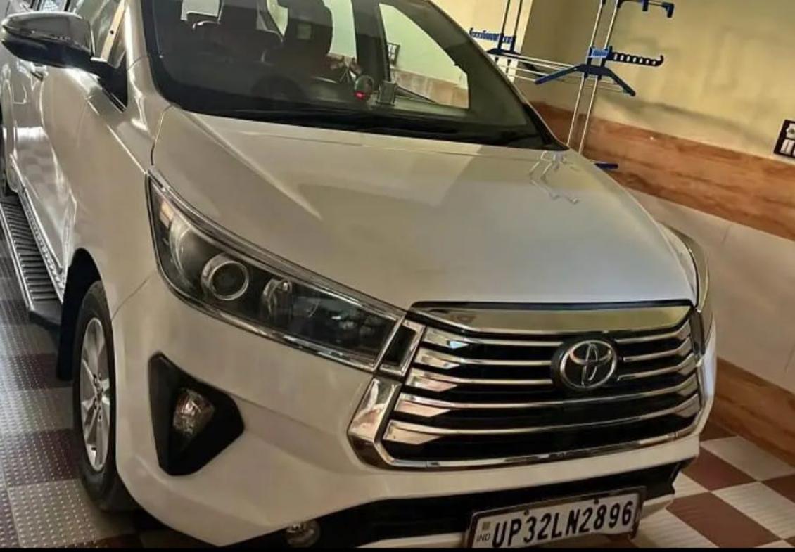 Toyota Innova Crysta